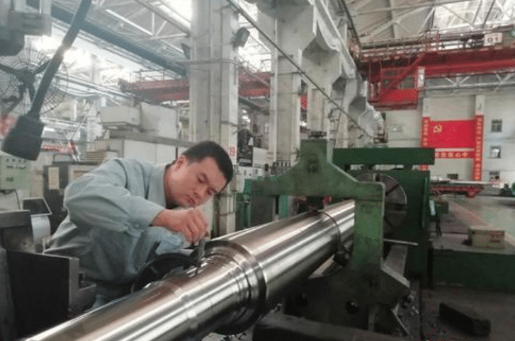 What is the Standard Way to Machining a Steel Roller 1